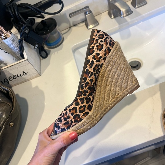 Nine West Leopard Wedges - Picture 3 of 5